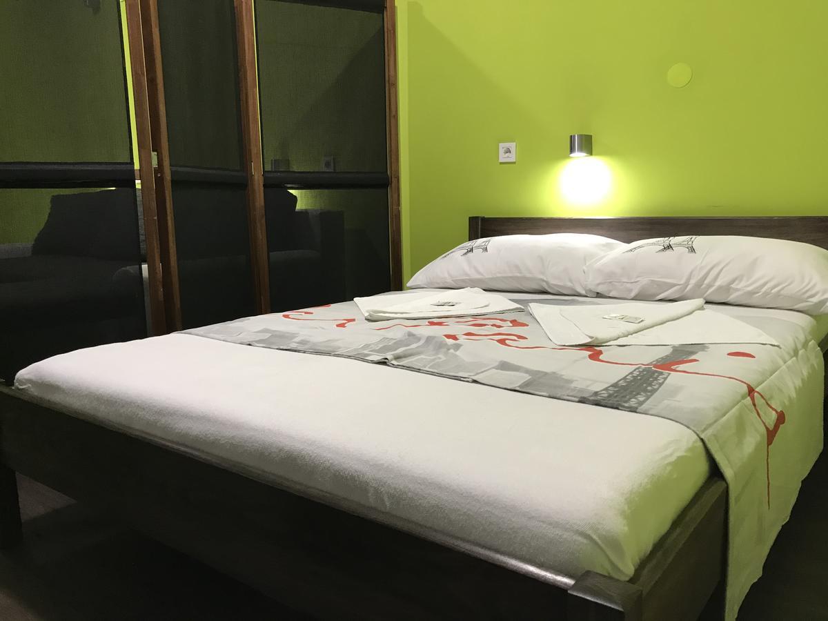 Hostel Paris Zagreb Buitenkant foto