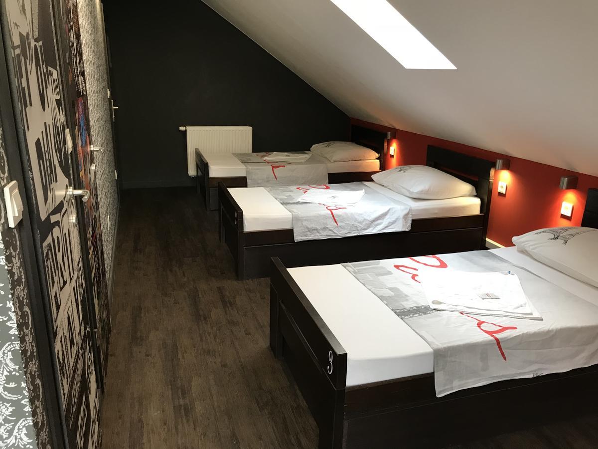 Hostel Paris Zagreb Buitenkant foto